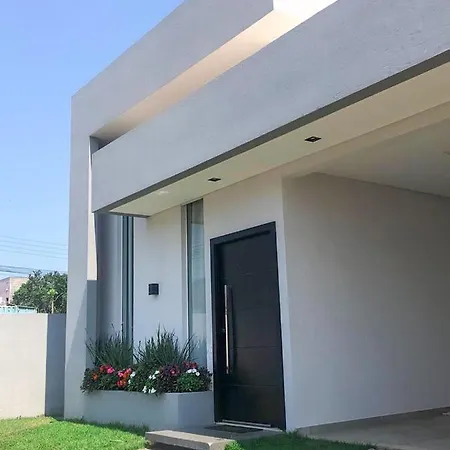 Casa De Ferias Com Piscina Em Bombinhas Exterior photo