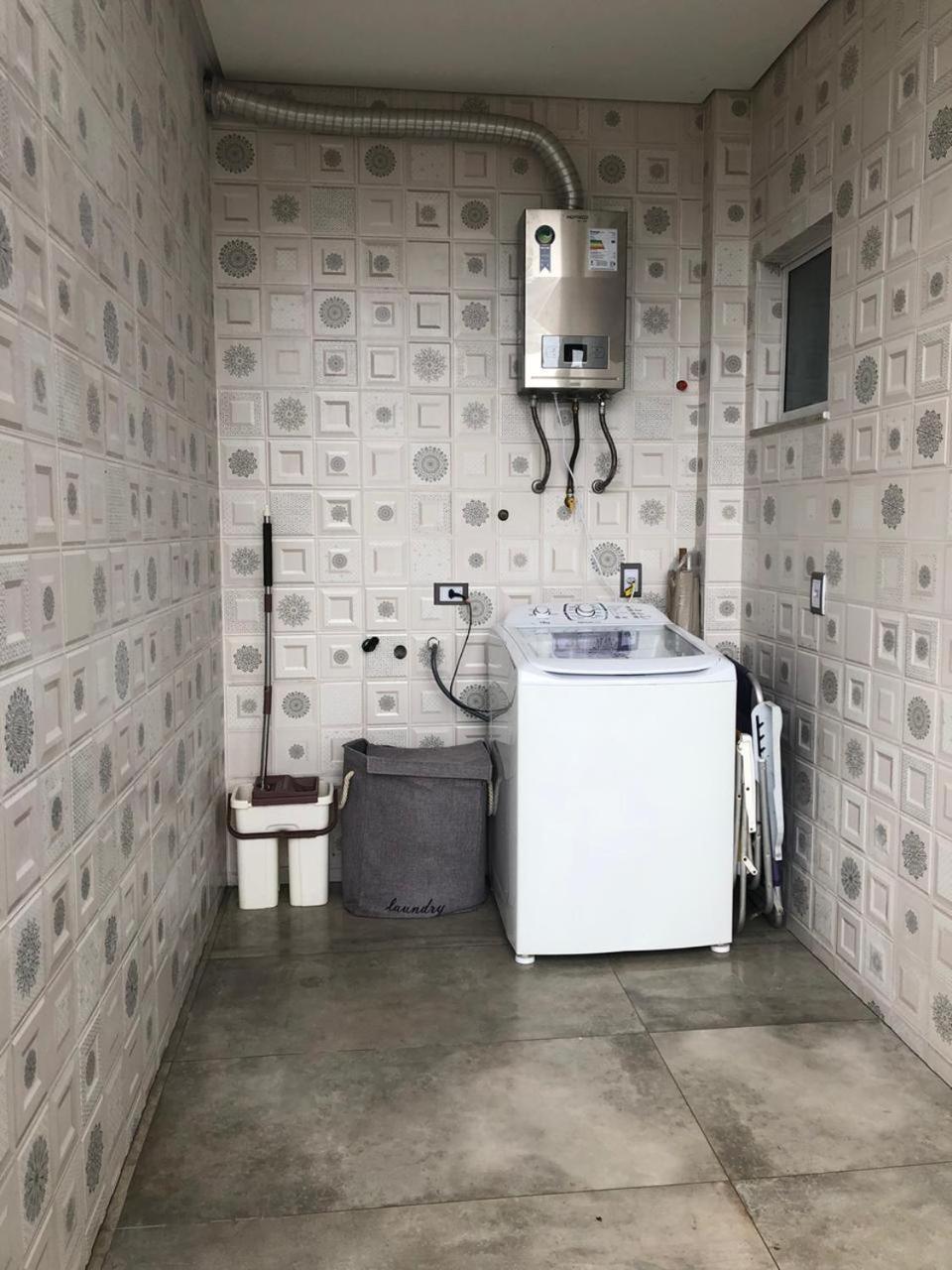 度假居 Casa De Ferias Com Piscina Em *
