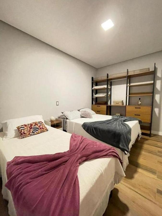 度假居 Casa De Ferias Com Piscina Em Bombinhas